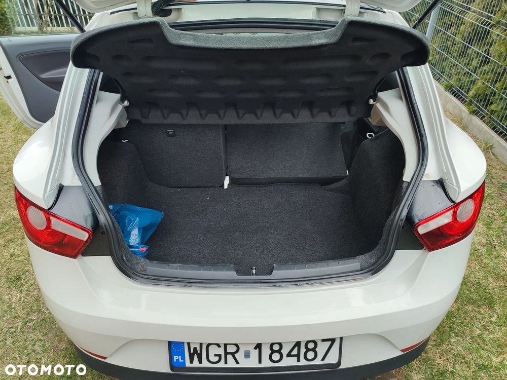 Seat Ibiza SC 1.6 TDI DPF Style - 10
