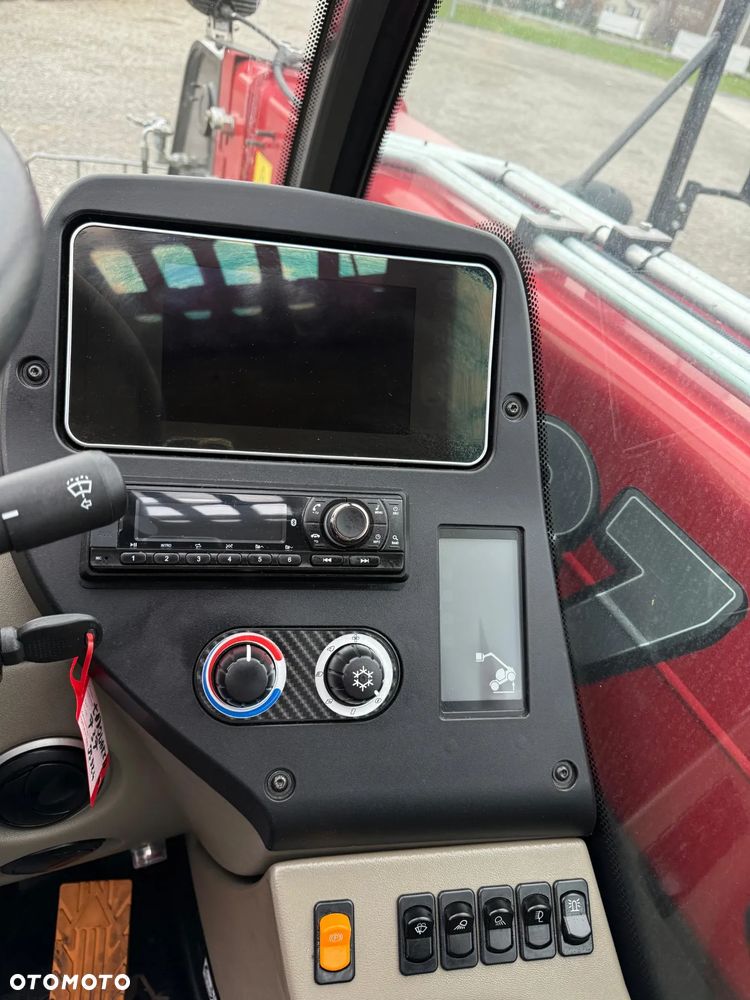 Case IH Farmlift 737 - 17