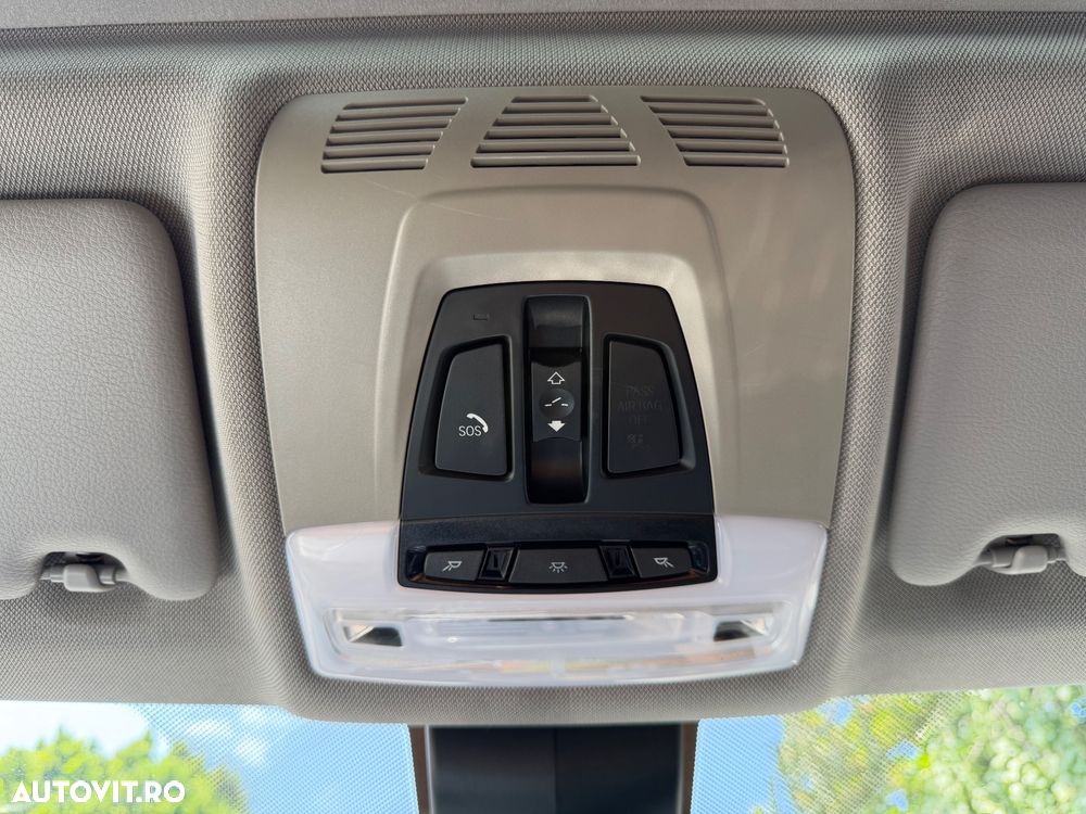 BMW Seria 3 320d Aut. Luxury Line - 11