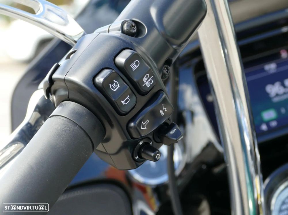 Harley-Davidson FL - 26