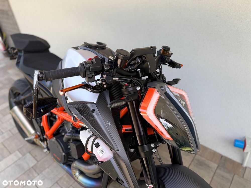 KTM Super Duke - 12
