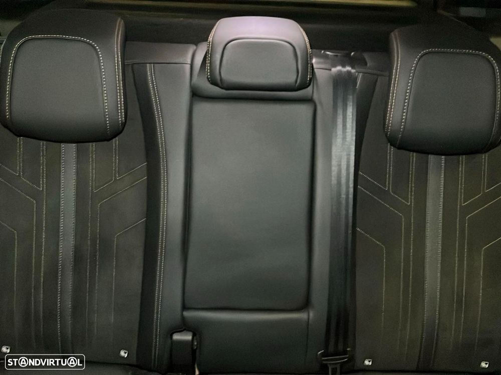 Peugeot 3008 1.6 Hybrid GT Pack e-EAT8 - 18