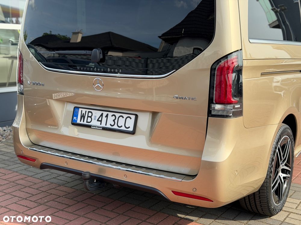 Mercedes-Benz Klasa V 300 d 4-Matic 9G-Tronic Avantgarde (d³ugi) - 24