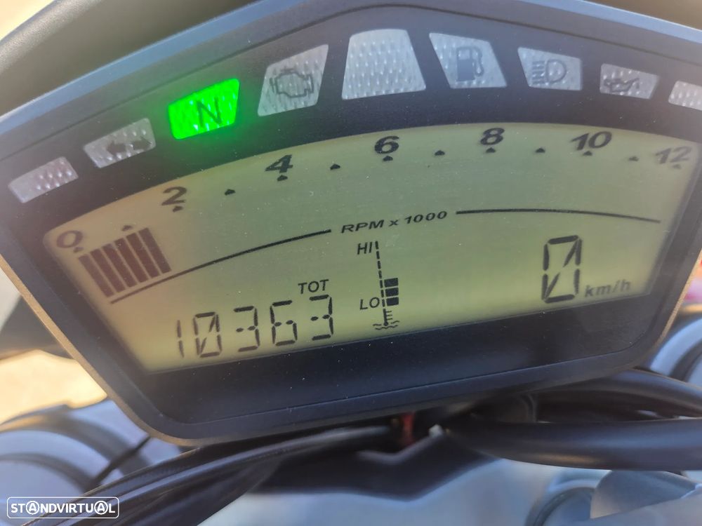 Ducati Hypermotard - 8