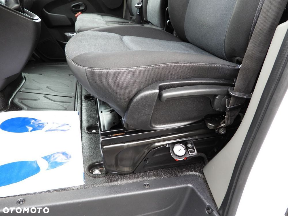 Renault MASTER PLANDEKA 10 PALET WEBASTO TEMPOMAT NAWIGACJA LEDY PNEUMATYKA KLIMATYZACJA  165KM - 27