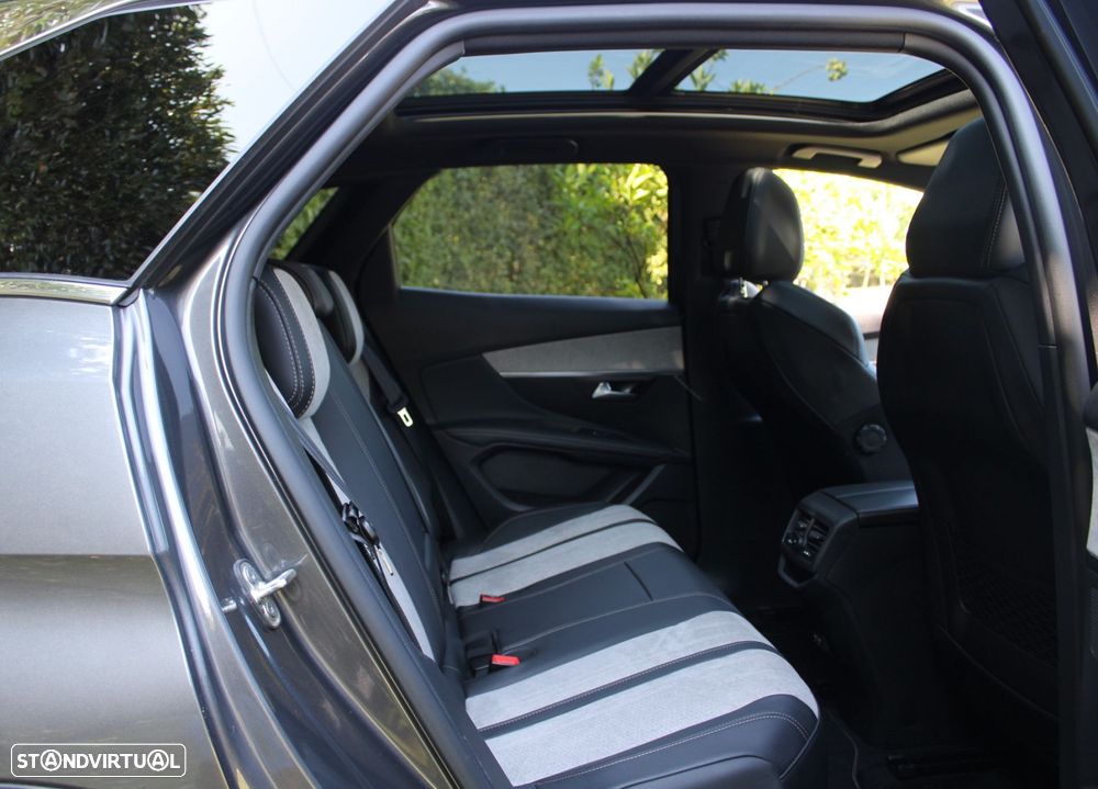 Peugeot 3008 1.6 Hybrid4 GT e-EAT8 - 43