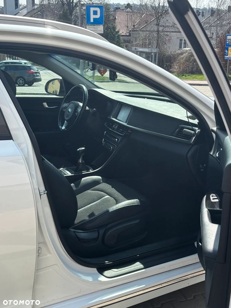 Kia Optima 1.7 CRDI L - 11