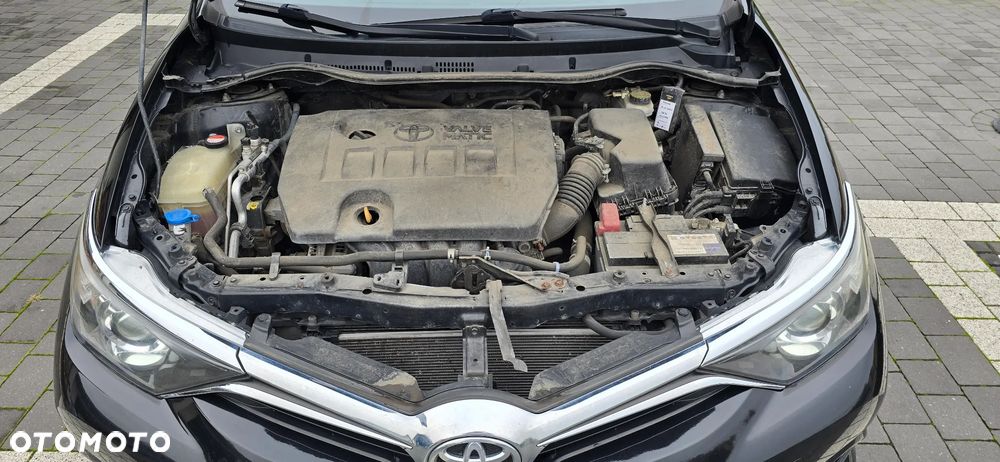 Toyota Auris - 14