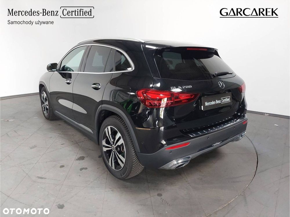 Mercedes-Benz GLA 200 mHEV Progressive 7G-DCT - 4