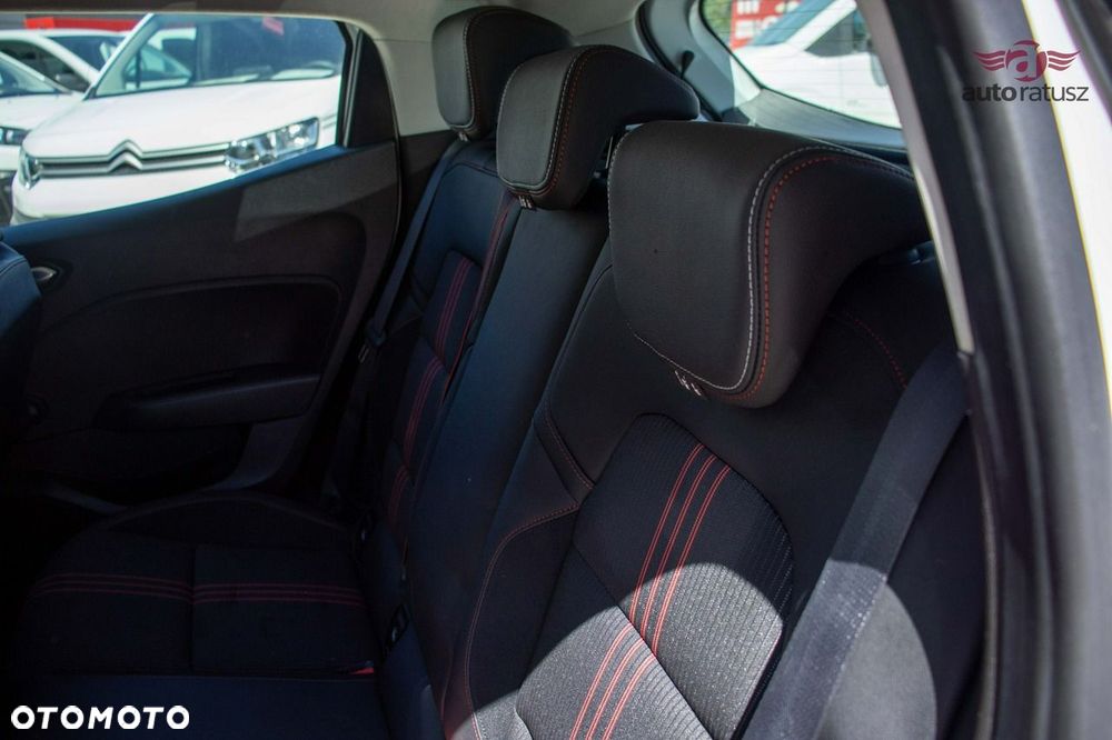 Renault Clio - 35