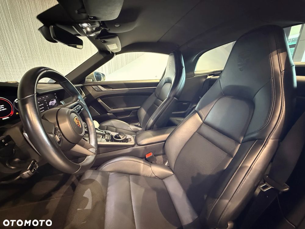 Porsche 911 Targa 4 - 19
