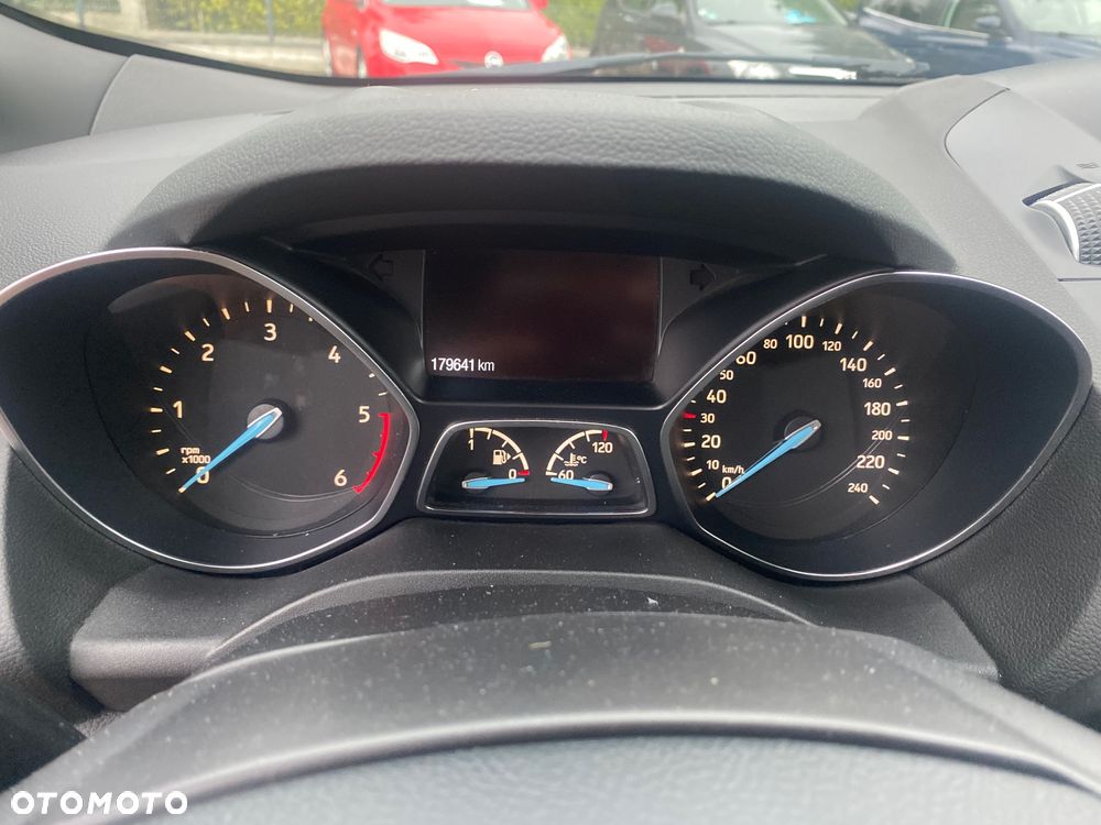 Ford Kuga 2.0 TDCi FWD ST-Line - 21