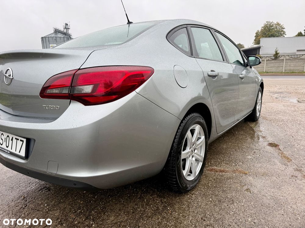 Opel Astra 1.4 Turbo Active - 10