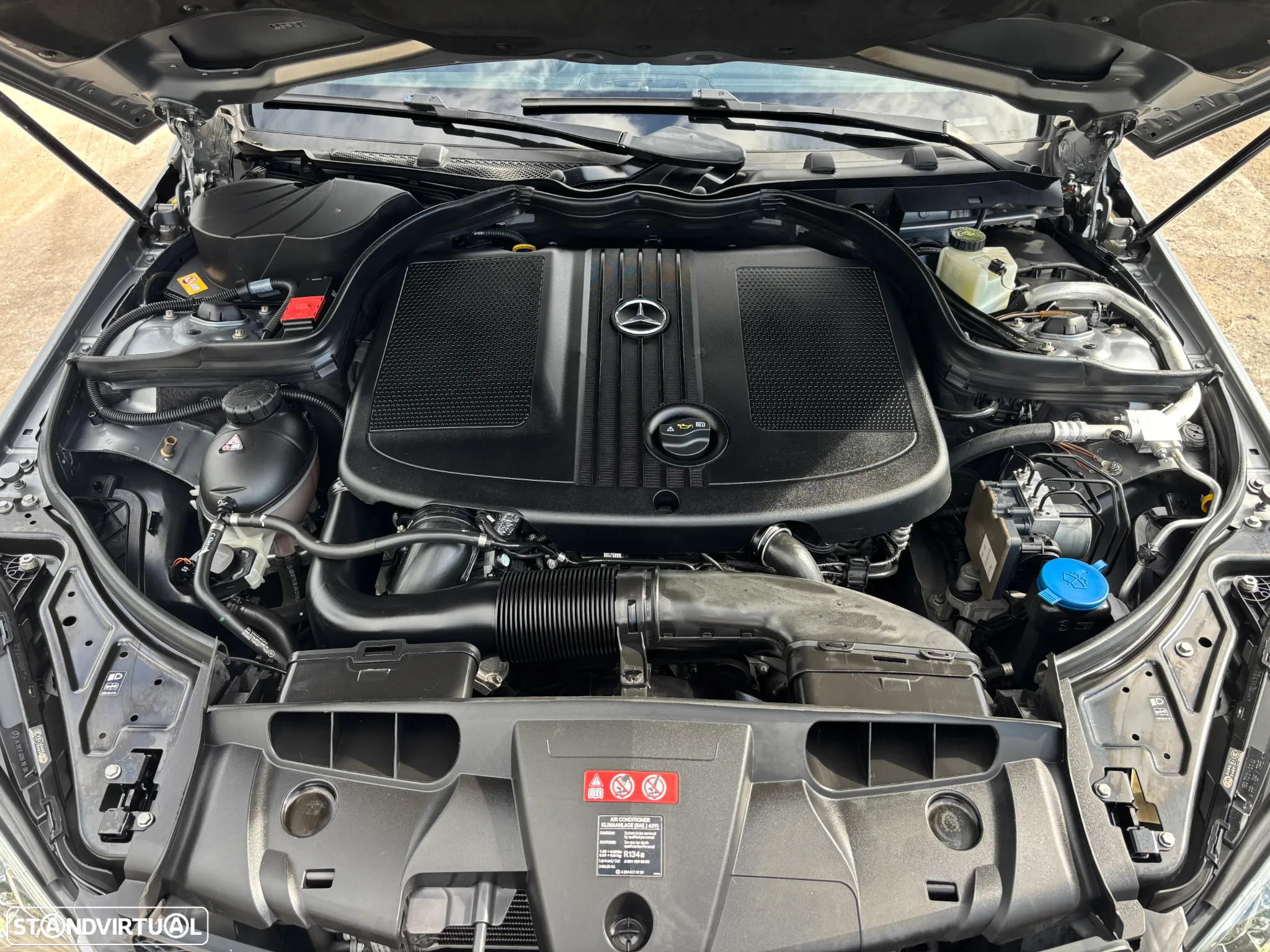 Mercedes-Benz E 250 BlueTEC Auto - 9