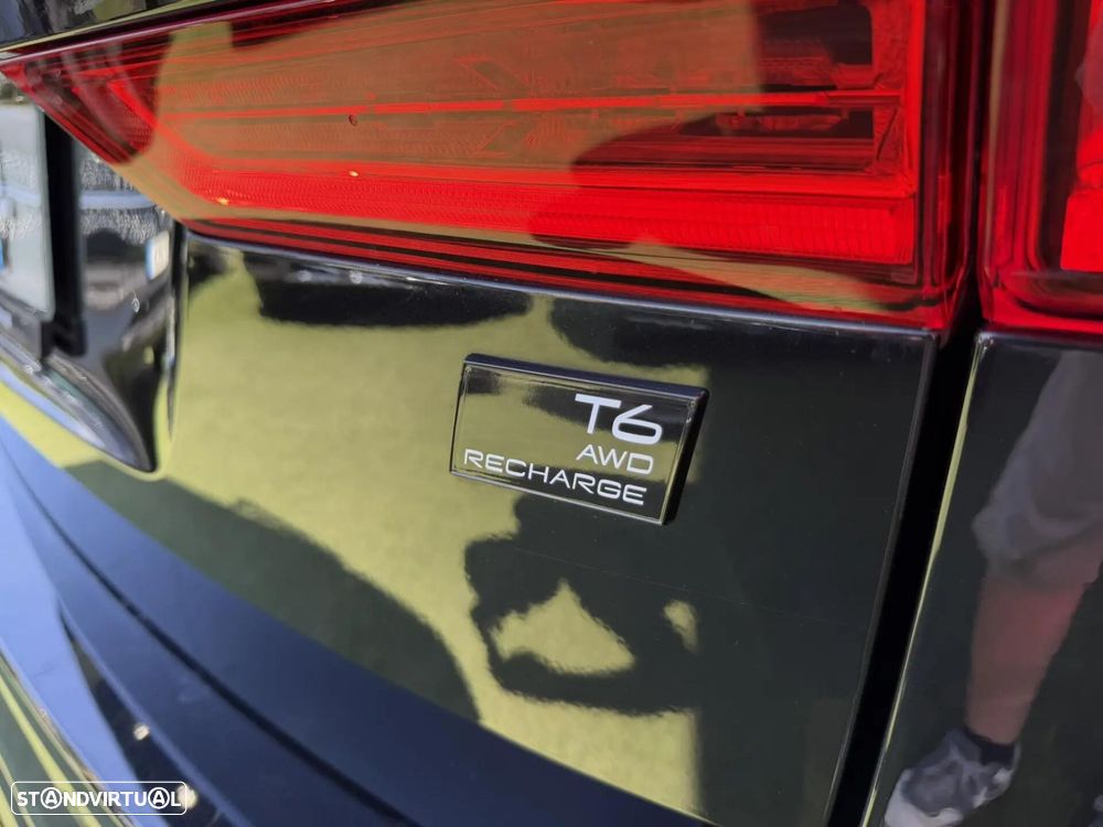 Volvo XC 60 2.0 T6 PHEV Black Edition - 7