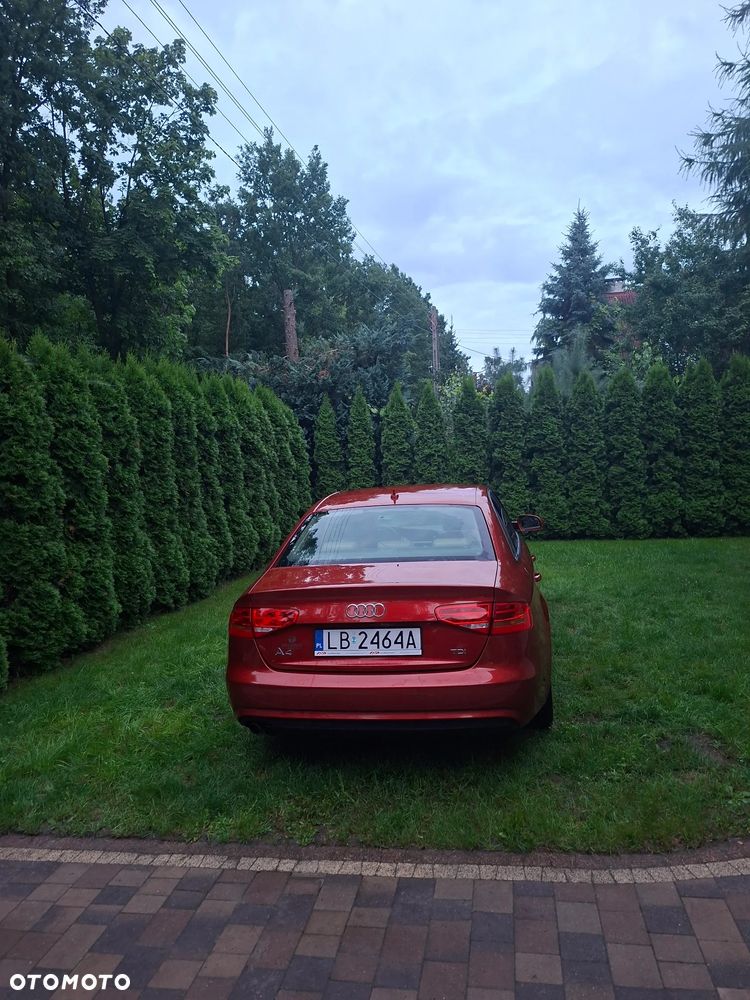 Audi A4 Limousine - 10