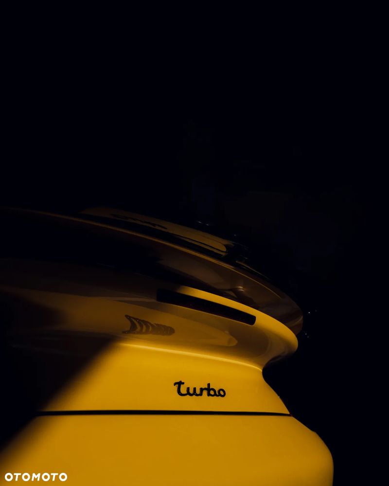 Porsche 911 - 18