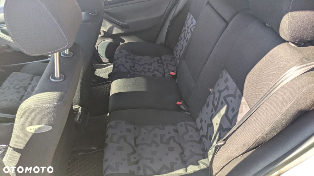 Volkswagen Golf 1.9 TDI GTI - 13