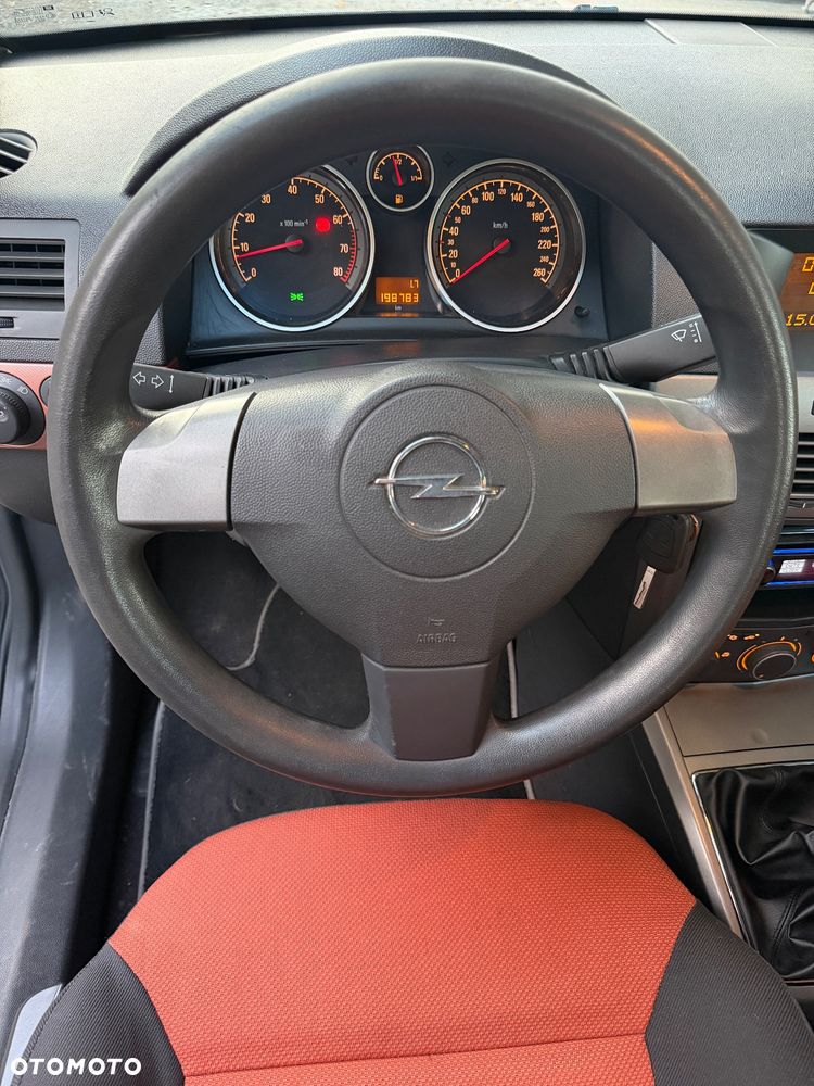 Opel Astra - 14