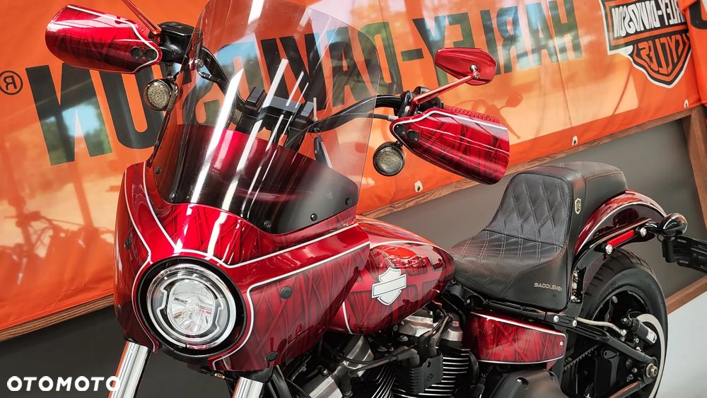 Harley-Davidson Softail Street Bob - 28