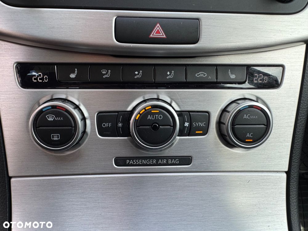 Volkswagen Passat Variant 1.6 TDI BlueMotion Technology Highline - 11