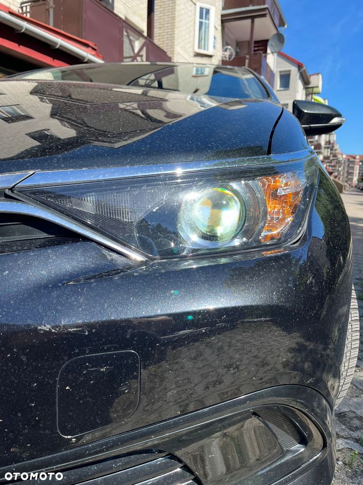 Toyota Auris 1.6 Premium - 20