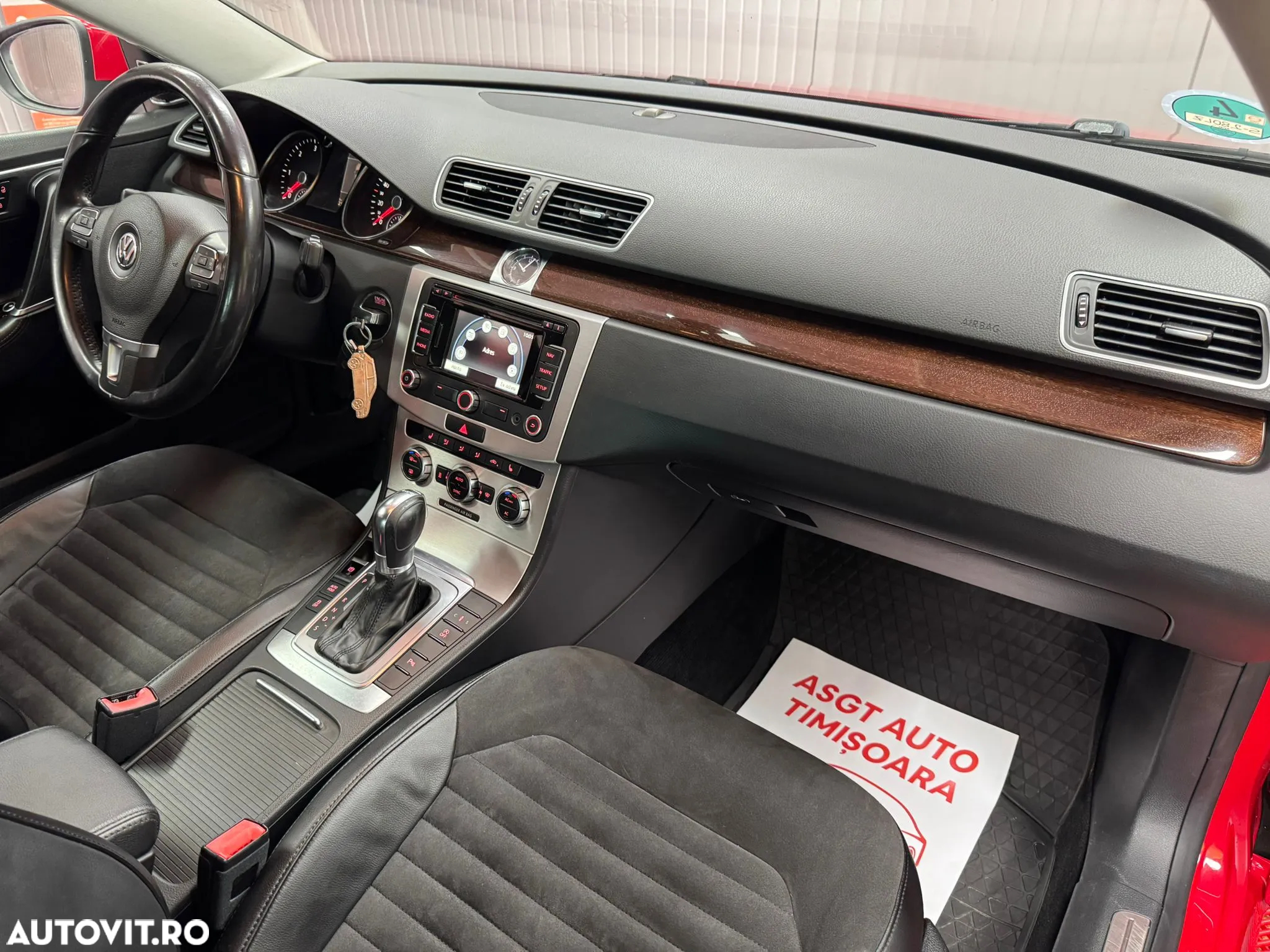 Volkswagen Passat - 10