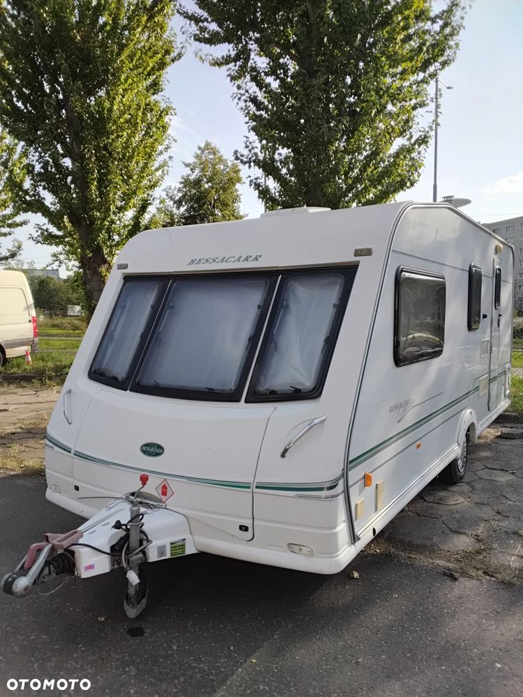 Inny Bessacarr  Cameo - 3