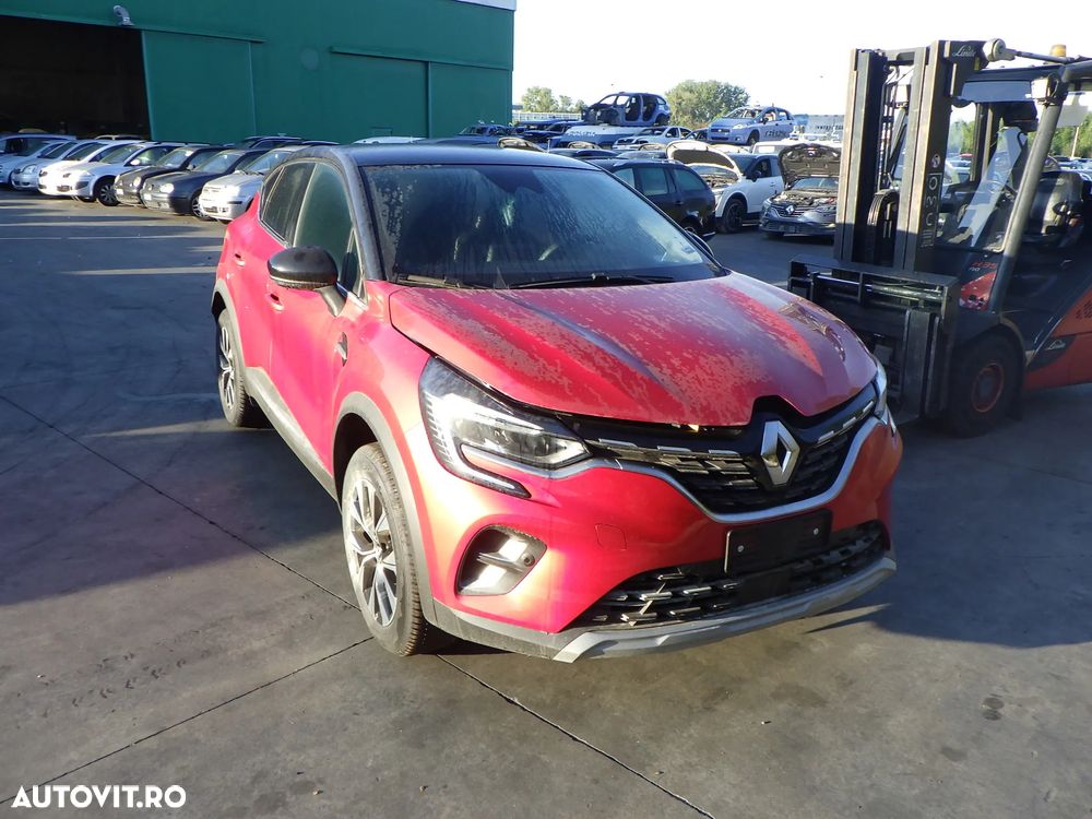 Dezmembrez Renault Captur  1.0 TCE ,AN 2023, Benzina - 2