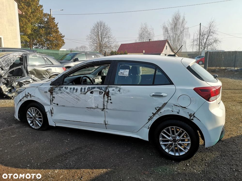 Kia Rio 1.4 crdi Business Line - 36