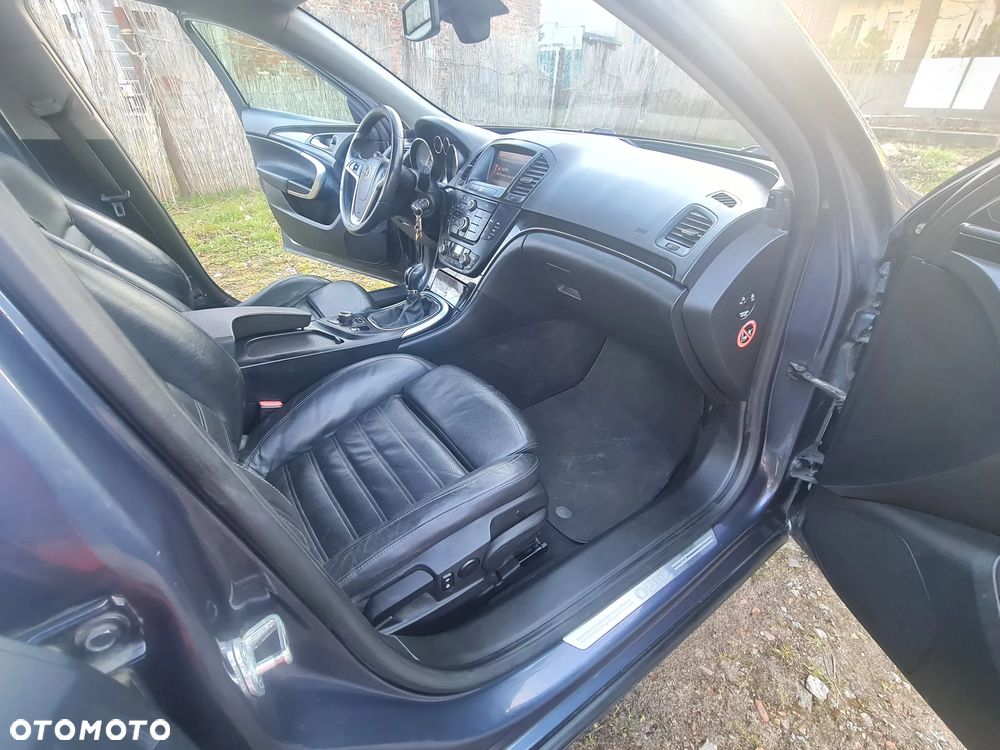 Opel Insignia - 12