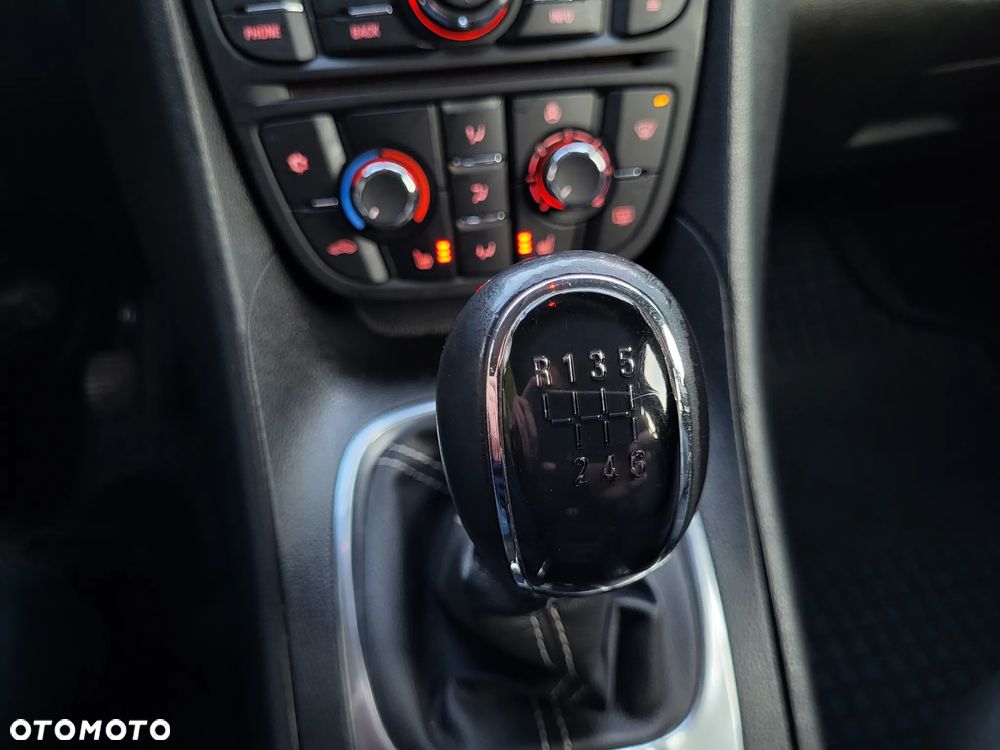 Opel Meriva - 22