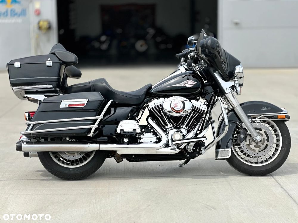 Harley-Davidson FLHT Electra Glide Standard - 8