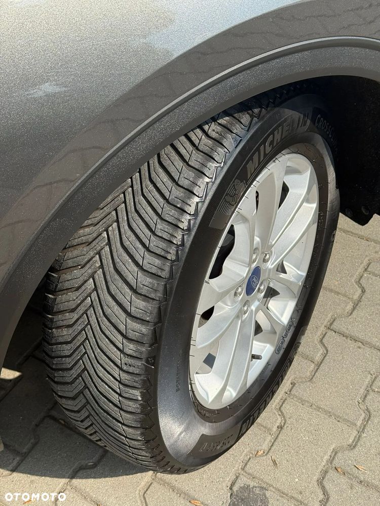 Ford Kuga 2.0 TDCi 4x2 Titanium - 5