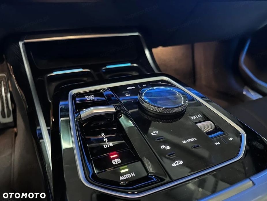 BMW Seria 7 740d xDrive mHEV M Sport sport - 14