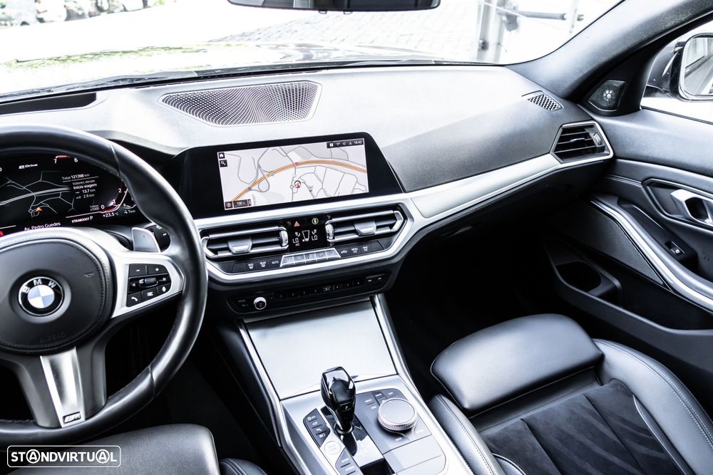 BMW 330 e Pack M Auto - 28