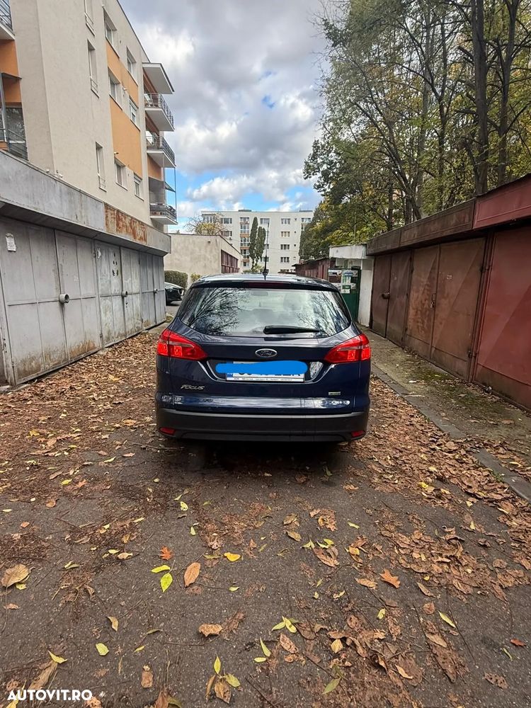 Ford Focus 1.0 EcoBoost Active - 3