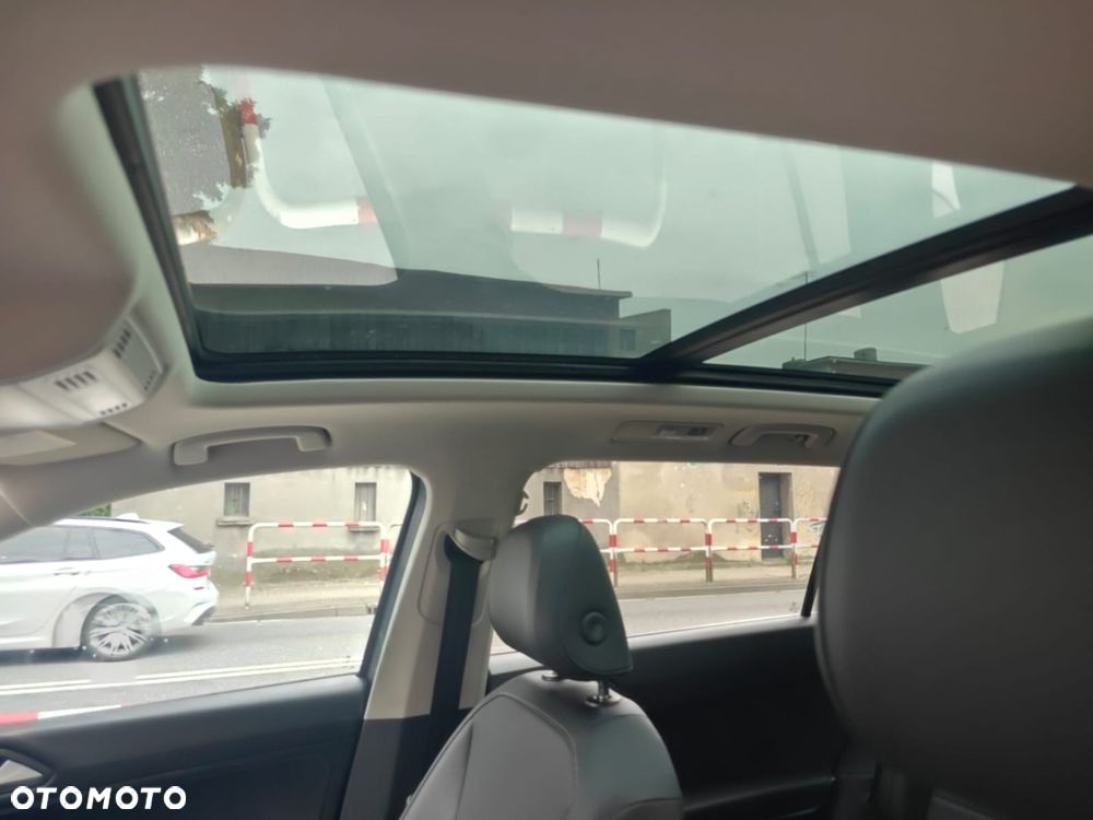 Volkswagen Tiguan 2.0 TSI 4Mot Elegance DSG - 10