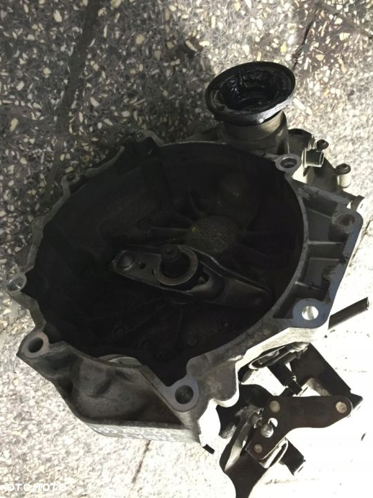 SKRZYNIA BIEGÓW SKODA FABIA I 1,2 12V GSB