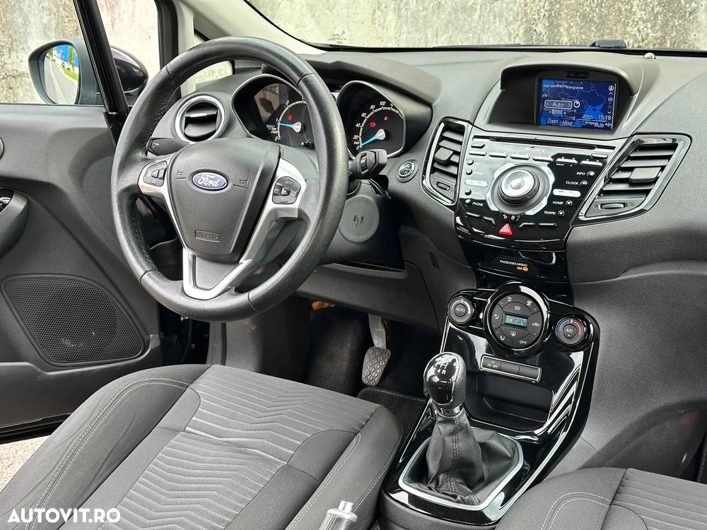 Ford Fiesta 1.6 TDCI Titanium - 15