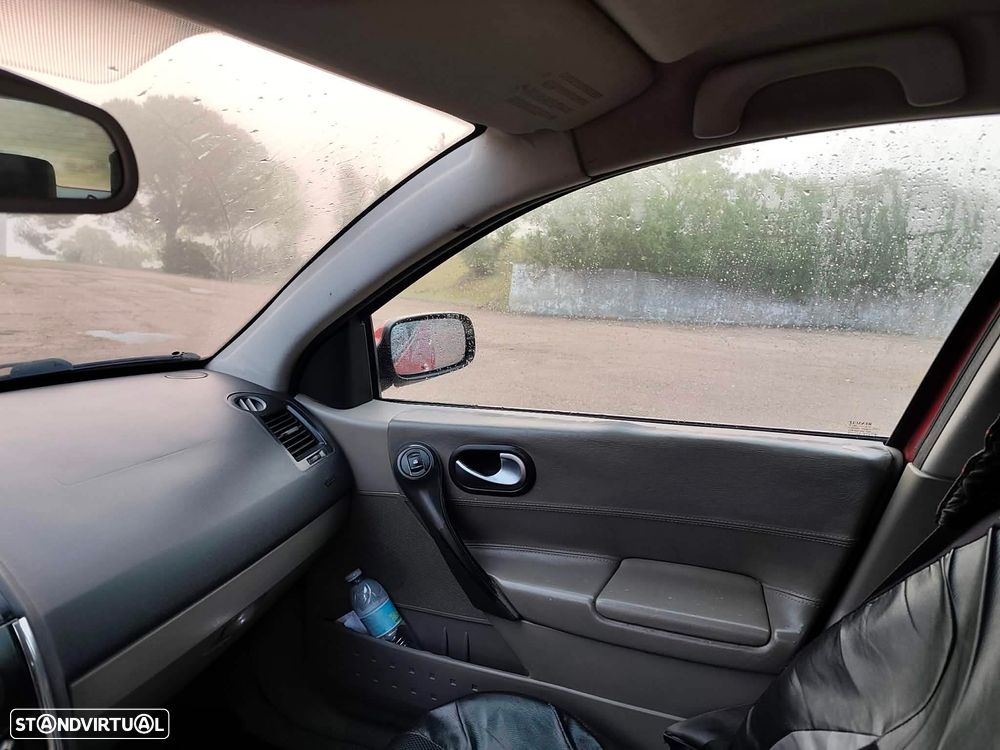 Renault Mégane Break ver-1-5-dci-l-dynamique - 8