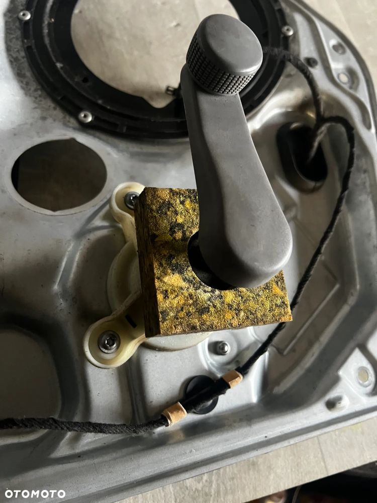 MECHANIZM PODNOSZENIA SZYBY LEWY do VW Transporter T5 MANUALNY Z KORBKĄ - 2