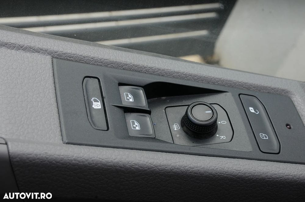 Volkswagen Transporter - 11