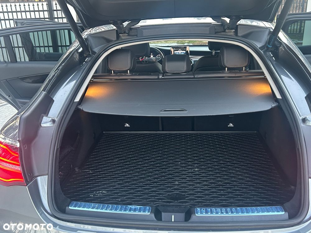 Mercedes-Benz GLC - 16