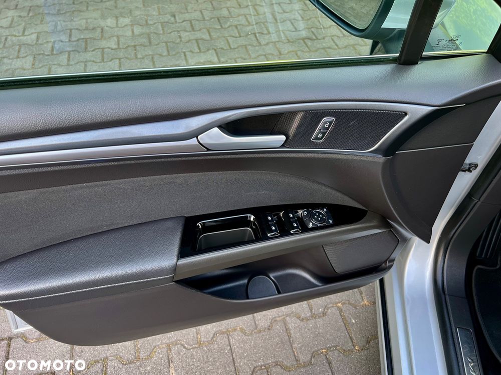 Ford Mondeo 2.0 EcoBlue Executive Plus - 18