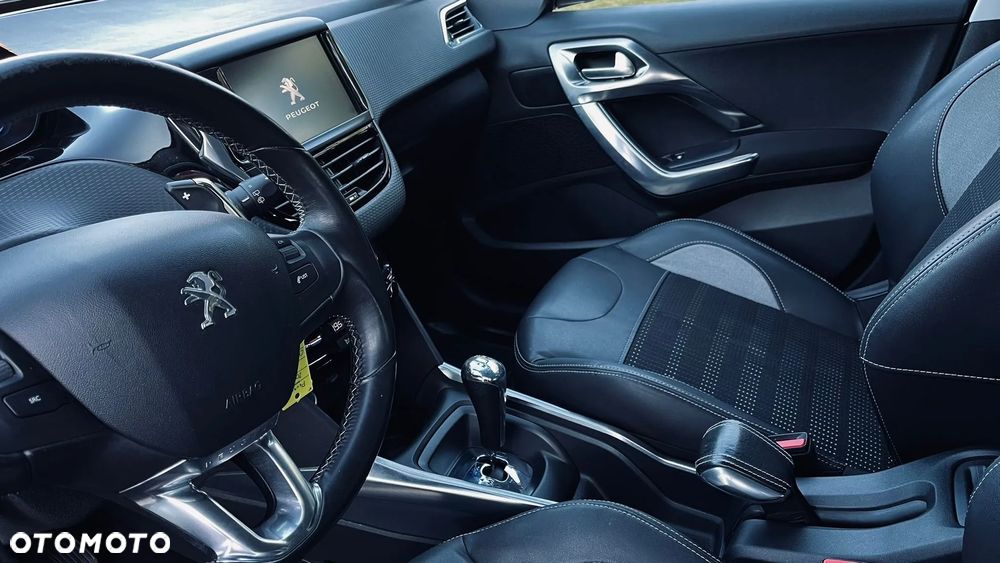 Peugeot 2008 e-HDi FAP 92 EGS6 STOP & START Allure - 16