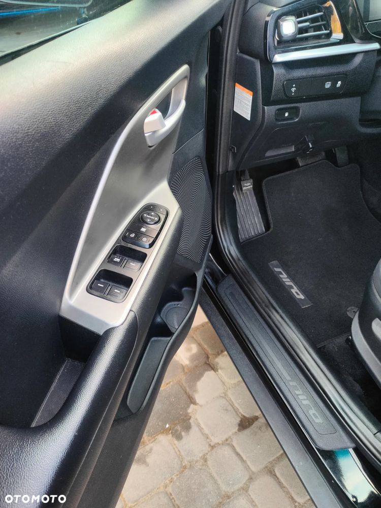 Kia Niro 1.6 GDI Hybrid L - 20