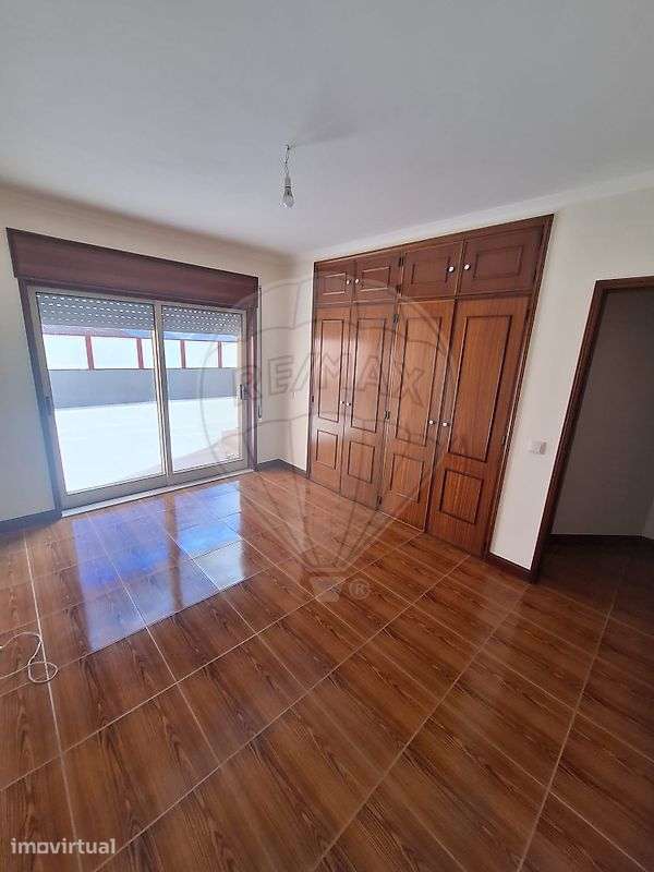 Apartamento T2 para arrendamento - Grande imagem: 5/8