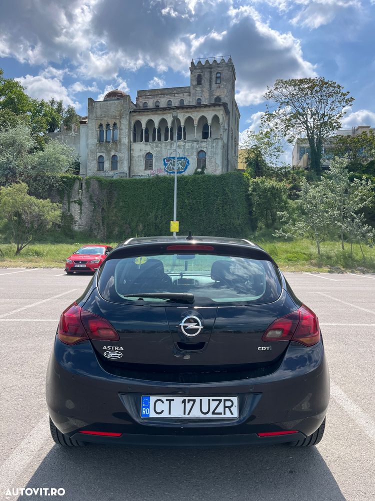 Opel Astra 1.7 CDTI Cosmo - 5