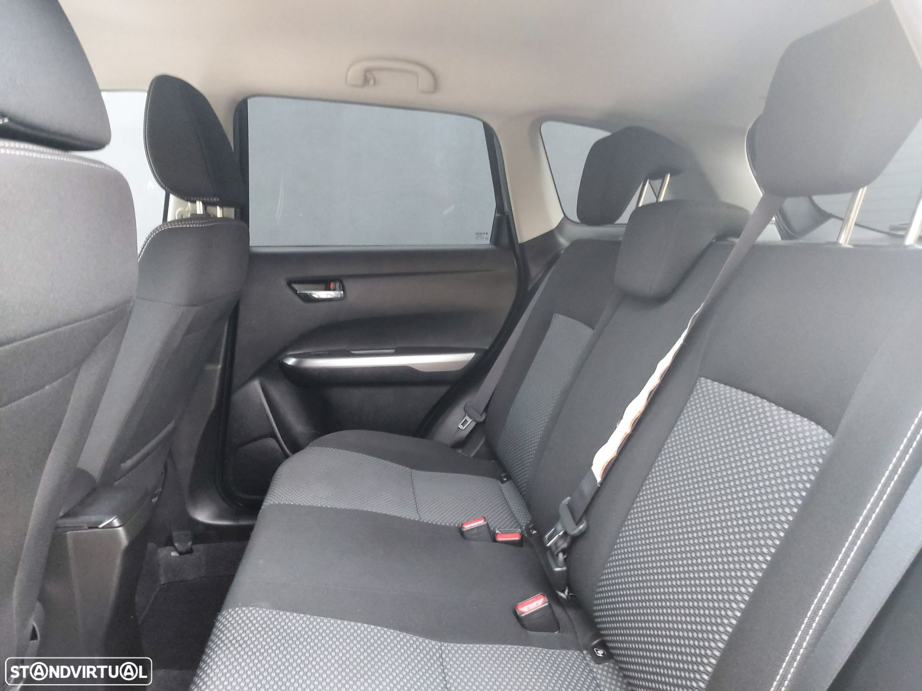 Suzuki Vitara - 14